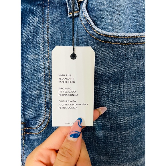 Forever 21 Mom Jeans - Picture 4 of 5